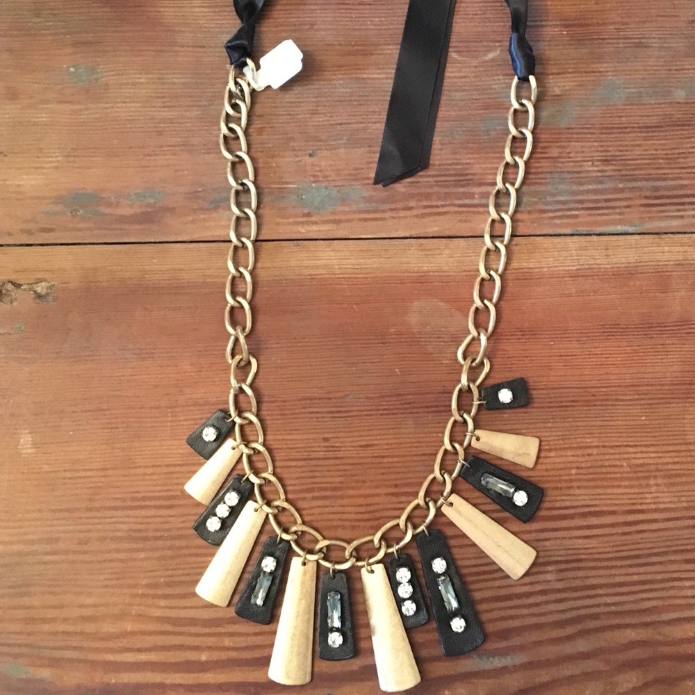 Ann Taylor Loft Black & Rustic Gold Chain Necklace